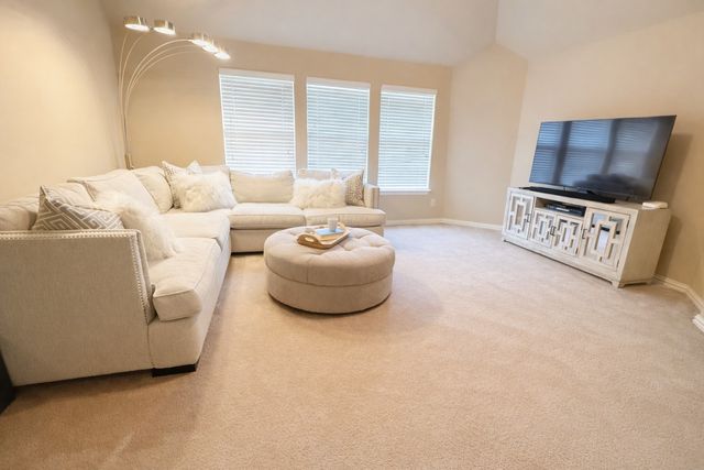 931 Senna Drive, Lantana, TX 76226