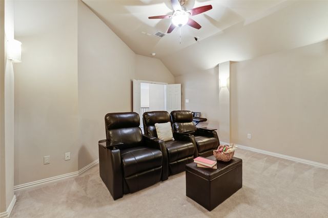 931 Senna Drive, Lantana, TX 76226