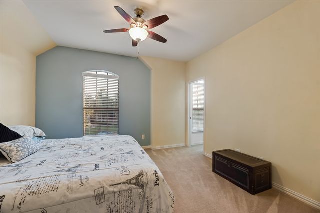 931 Senna Drive, Lantana, TX 76226