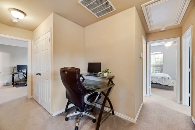 931 Senna Drive, Lantana, TX 76226