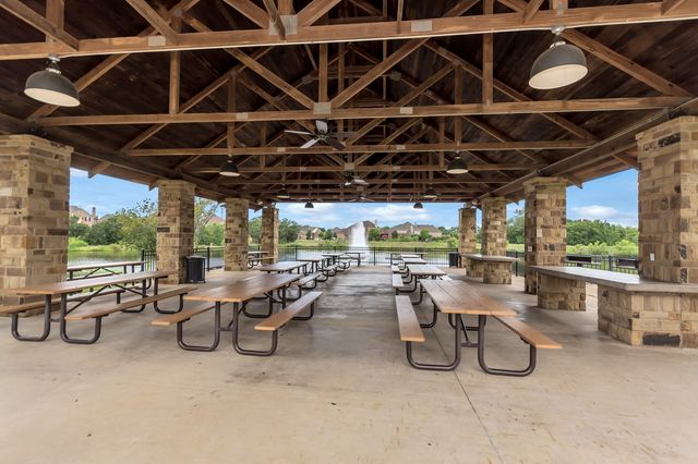 931 Senna Drive, Lantana, TX 76226