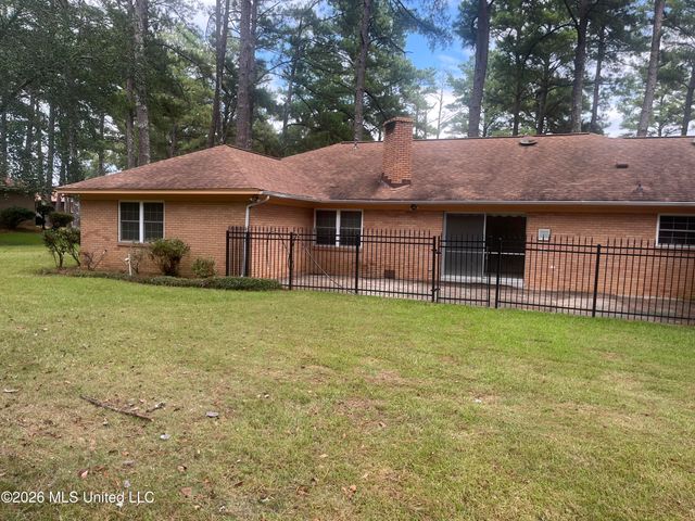 165 Bristol Boulevard, Jackson, MS 39204
