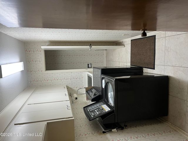 165 Bristol Boulevard, Jackson, MS 39204
