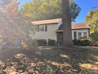 1137 N Harrison Avenue, Kirkwood, MO 63122