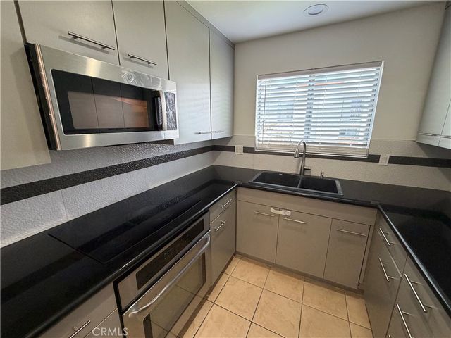 240 W Verdugo, Burbank, CA 91502