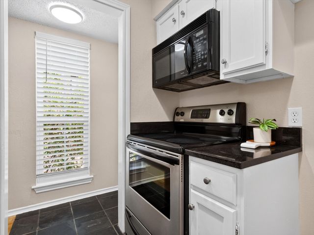 4067 Beltway Drive 140, Addison, TX 75001