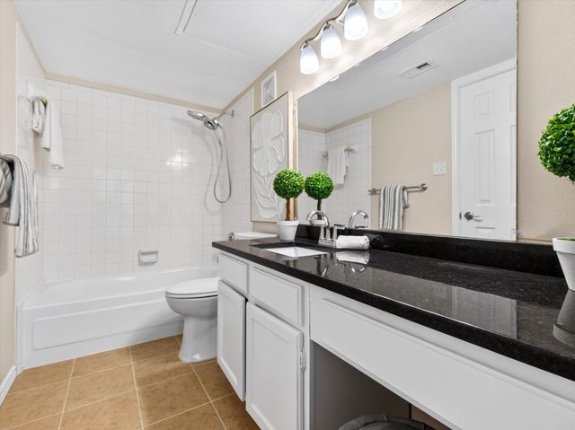 4067 Beltway Drive 140, Addison, TX 75001