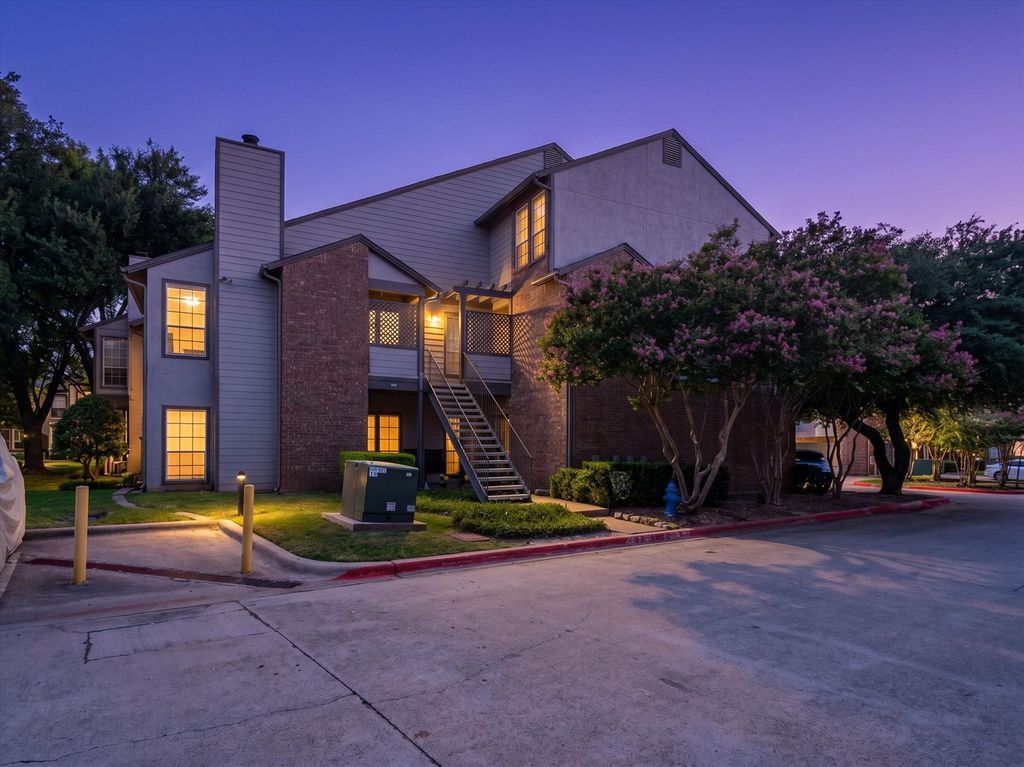4067 Beltway Drive 140, Addison, TX 75001