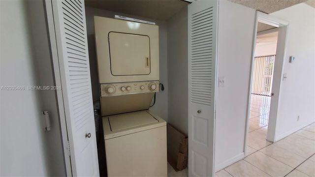 8160 Geneva Court 412, Doral, FL 33166