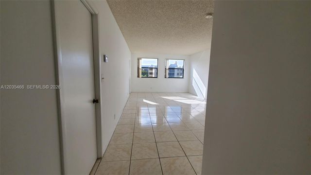 8160 Geneva Court 412, Doral, FL 33166