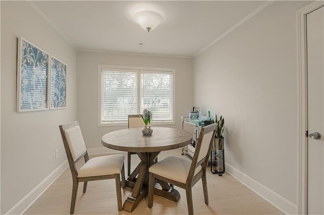 7548 Eaton Street, Prairie Village, KS 66208