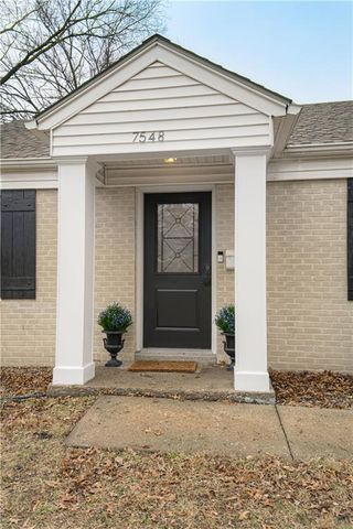 7548 Eaton Street, Prairie Village, KS 66208