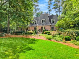 760 Weatherly NW Lane, Atlanta, GA 30328