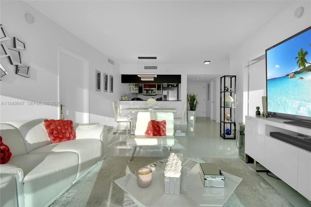 1800 N Bayshore Dr 3410, Miami, FL 33132