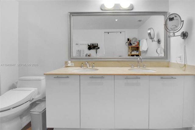 1800 N Bayshore Dr 3410, Miami, FL 33132