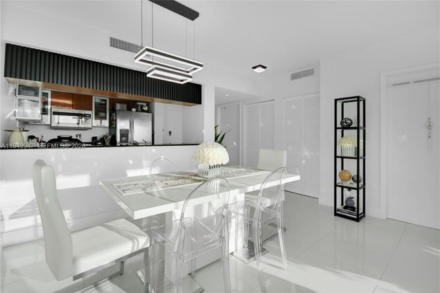 1800 N Bayshore Dr 3410, Miami, FL 33132