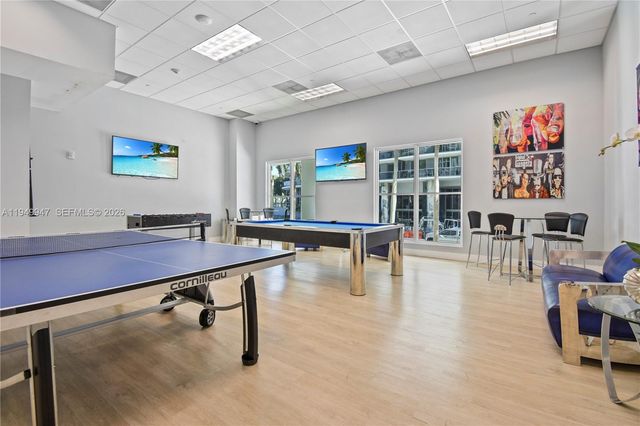 1800 N Bayshore Dr 3410, Miami, FL 33132