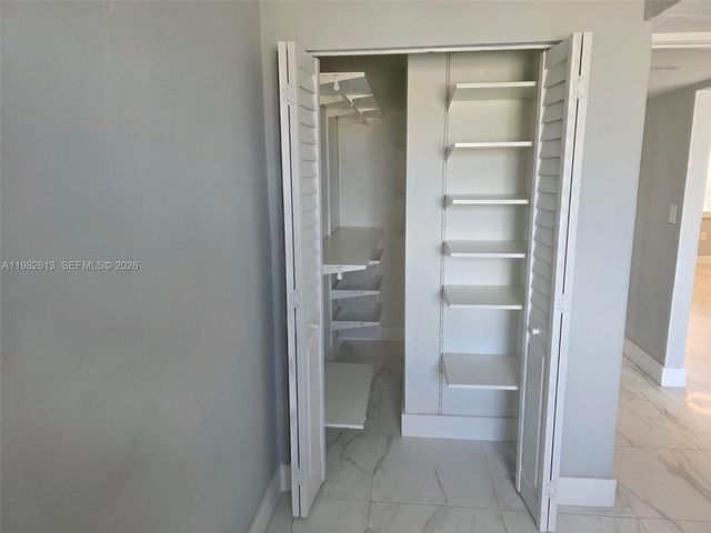 6575 W 4 Ave 507 B, Hialeah, FL 33012