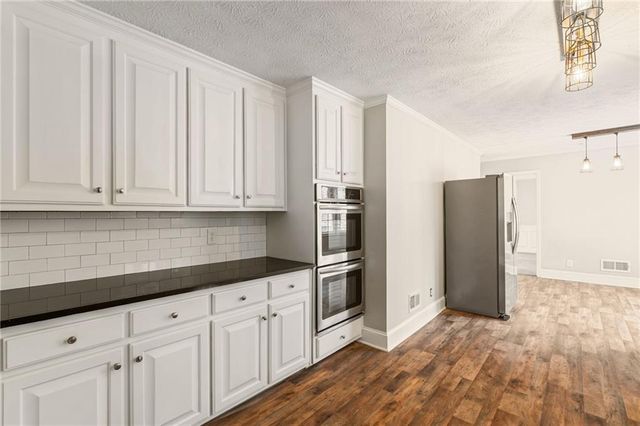 835 Lockriver Way, Lawrenceville, GA 30044