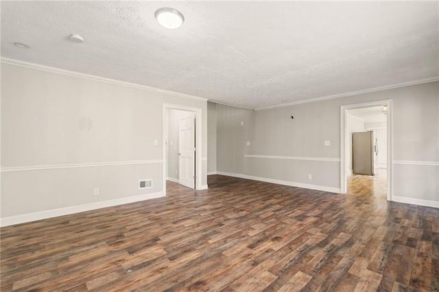 835 Lockriver Way, Lawrenceville, GA 30044