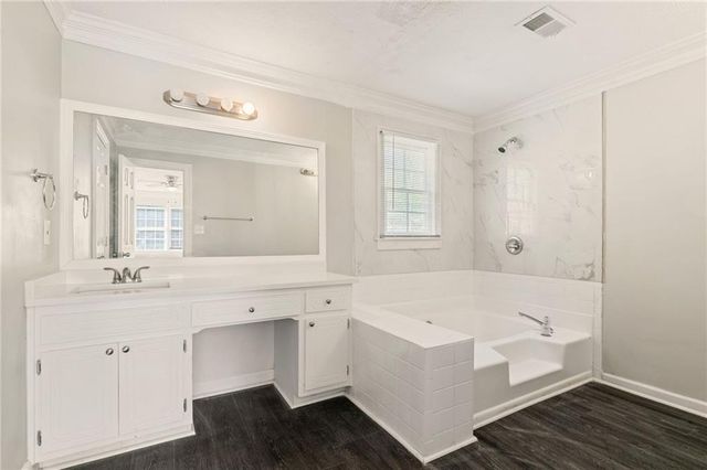 835 Lockriver Way, Lawrenceville, GA 30044