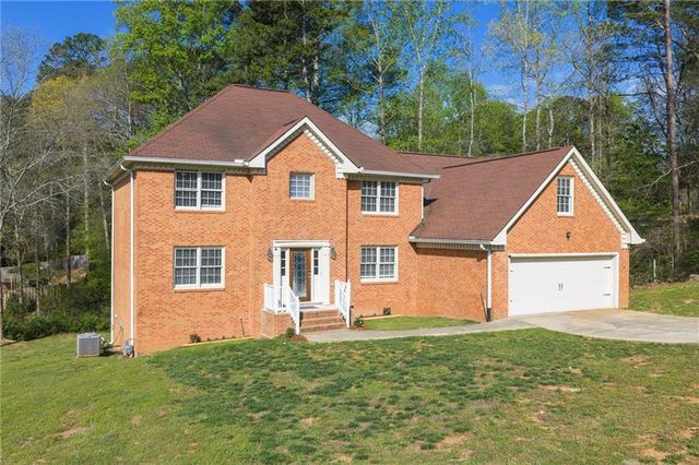 835 Lockriver Way, Lawrenceville, GA 30044