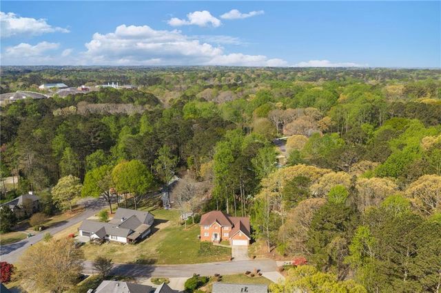 835 Lockriver Way, Lawrenceville, GA 30044