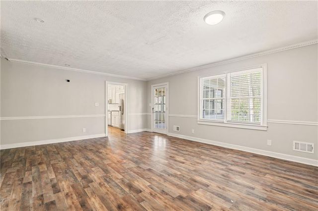 835 Lockriver Way, Lawrenceville, GA 30044