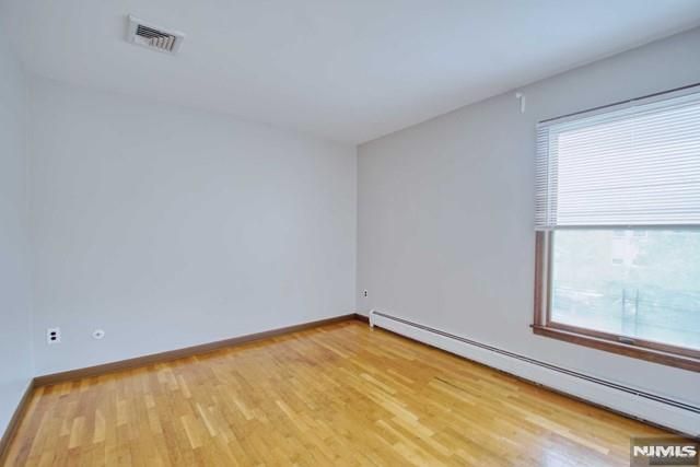 44 Newcomb Road, Tenafly, NJ 07670