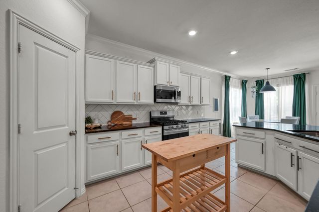 508 Loft Court, Montgomery, TX 77316