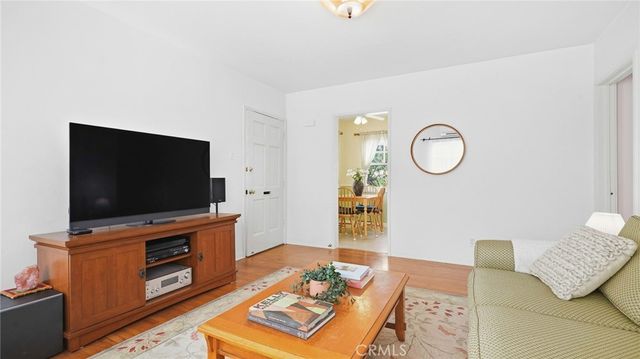 1320 N Kenwood, Burbank, CA 91505