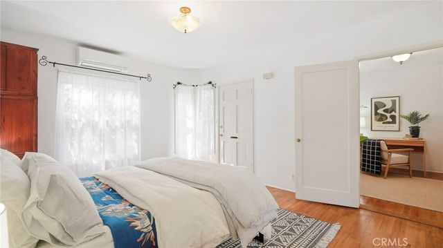 1320 N Kenwood, Burbank, CA 91505