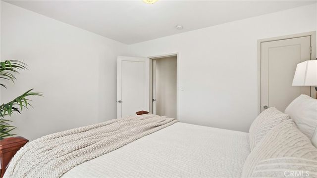 1320 N Kenwood, Burbank, CA 91505