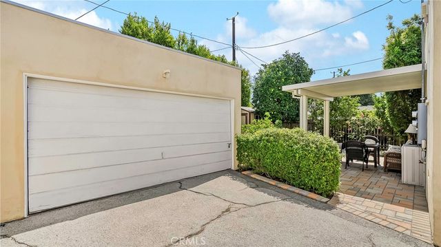 1320 N Kenwood, Burbank, CA 91505