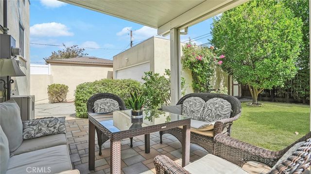 1320 N Kenwood, Burbank, CA 91505