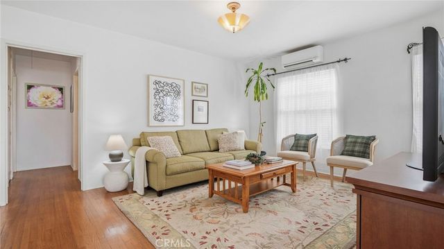 1320 N Kenwood, Burbank, CA 91505