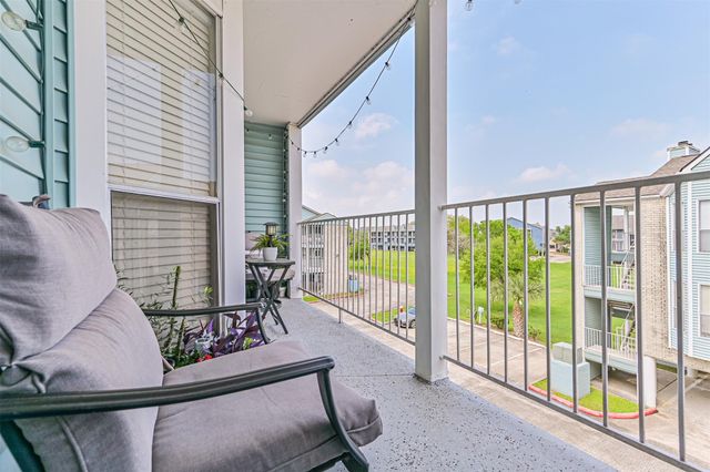 18617 Egret Bay Boulevard 1112, Webster, TX 77058