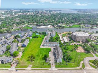 18617 Egret Bay Boulevard 1112, Webster, TX 77058