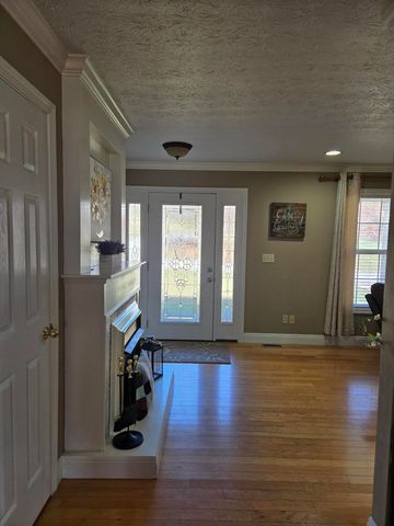 709 Melanie Lane, Somerset, KY 42503