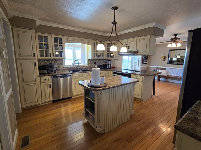 709 Melanie Lane, Somerset, KY 42503