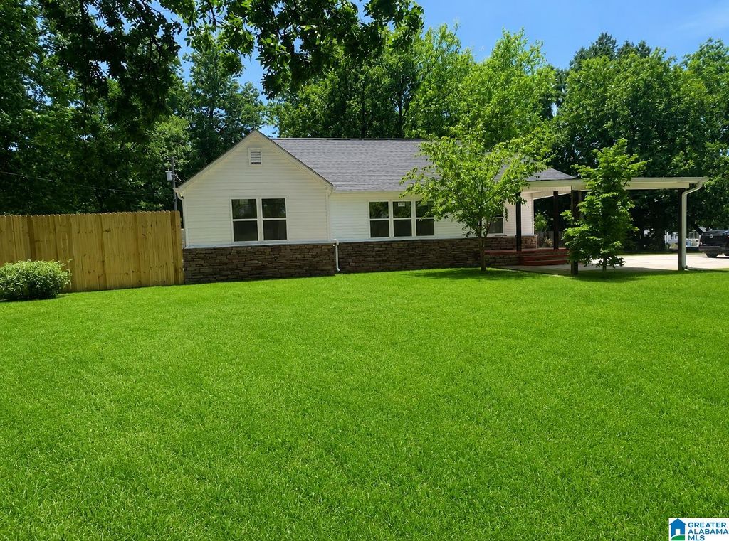 201 MILDRED STREET, Columbiana, AL 35051