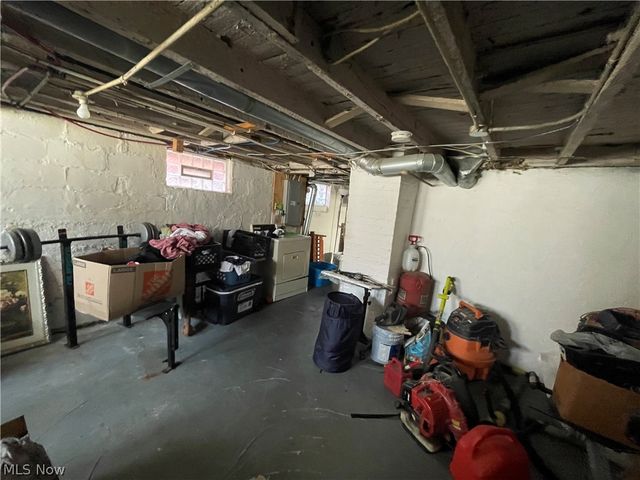 3140 W 33rd Street, Cleveland, OH 44109