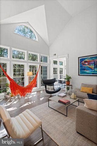 9 CROMWELL CT, Princeton, NJ 08540