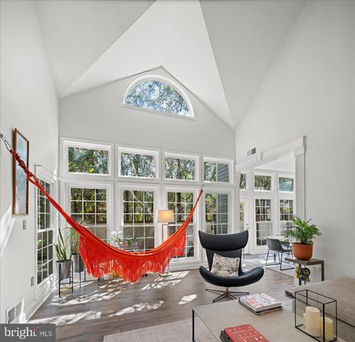 9 CROMWELL CT, Princeton, NJ 08540