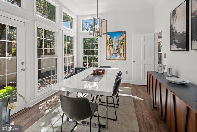 9 CROMWELL CT, Princeton, NJ 08540