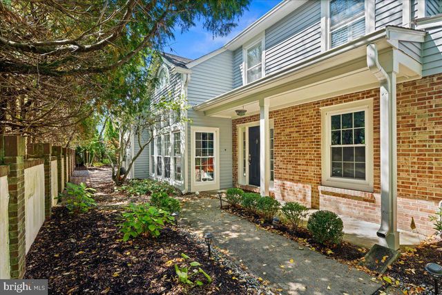 9 CROMWELL CT, Princeton, NJ 08540