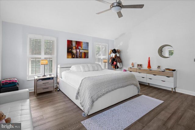 9 CROMWELL CT, Princeton, NJ 08540