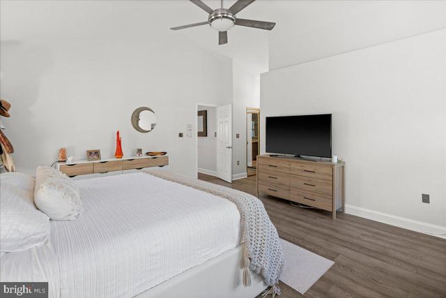 9 CROMWELL CT, Princeton, NJ 08540