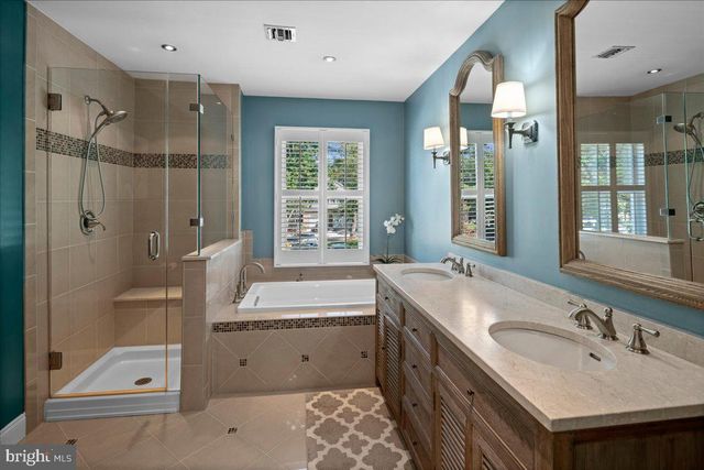 9 CROMWELL CT, Princeton, NJ 08540