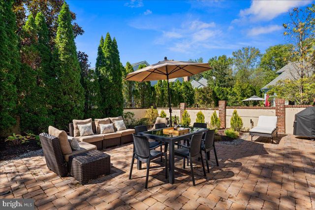 9 CROMWELL CT, Princeton, NJ 08540